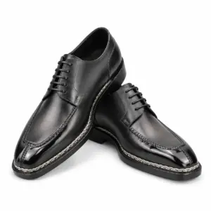 Black apron toe Derby shoes for men, three-quarter view