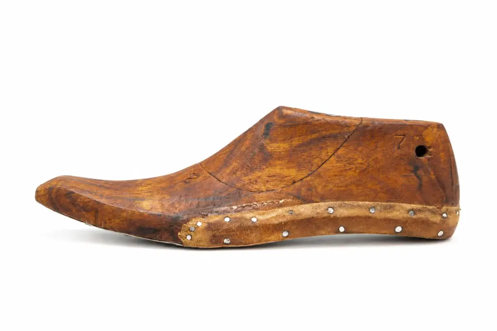 shoe last guide — Henry last image — Handsole