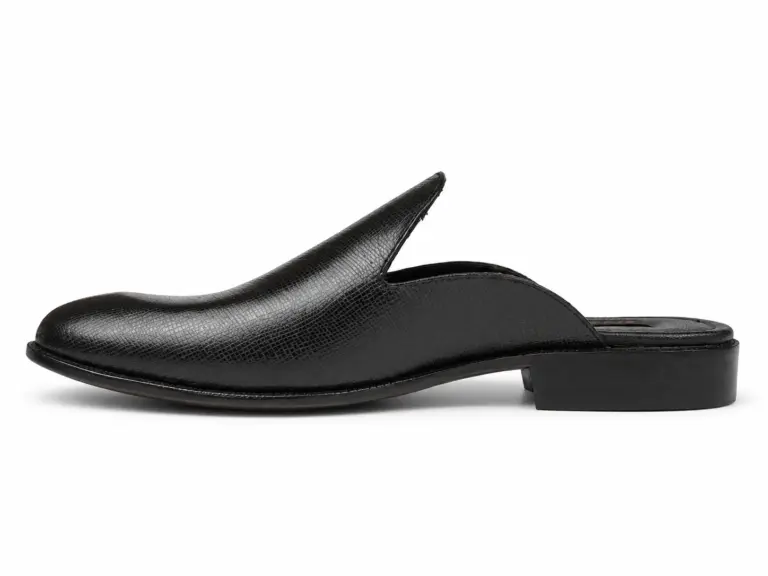 Black Fine-Texture Plain Mule