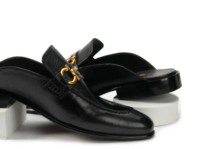 Black Leather Linked-Bit Backless Mule