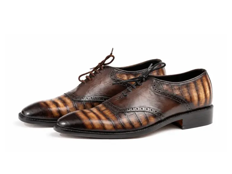 Brown-Black Striped Patina Quarter-Brogue Cap-Toe Oxford: pair showing Brown-Black Striped Patina and refined elongated forepart.